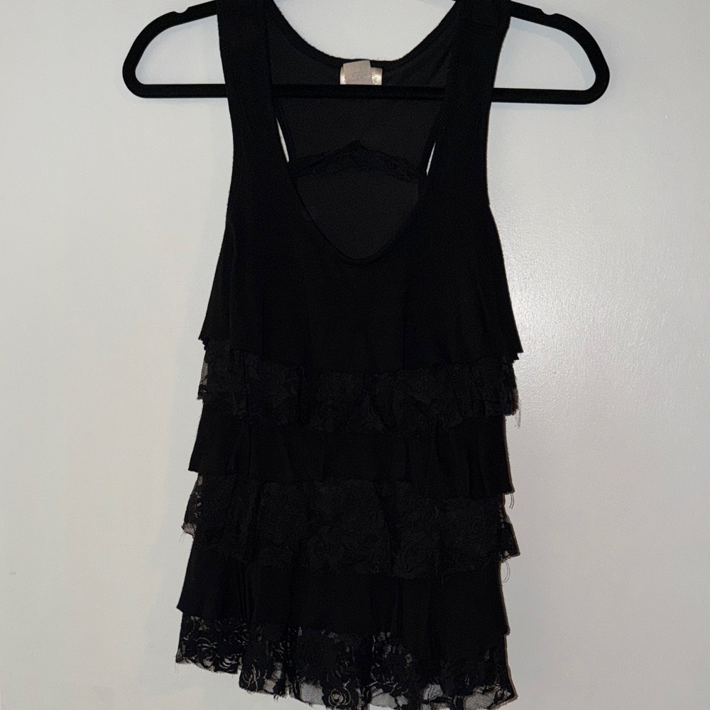 Pretty Good Elegant Black Lace Top